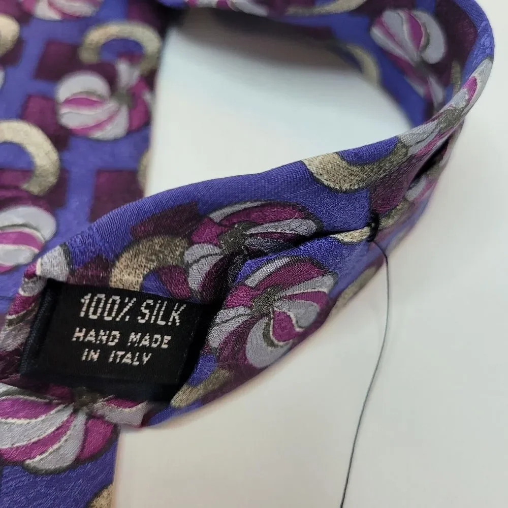 Geoffrey Beene, Blue/Gold/Gray/Red Silk Tie‎